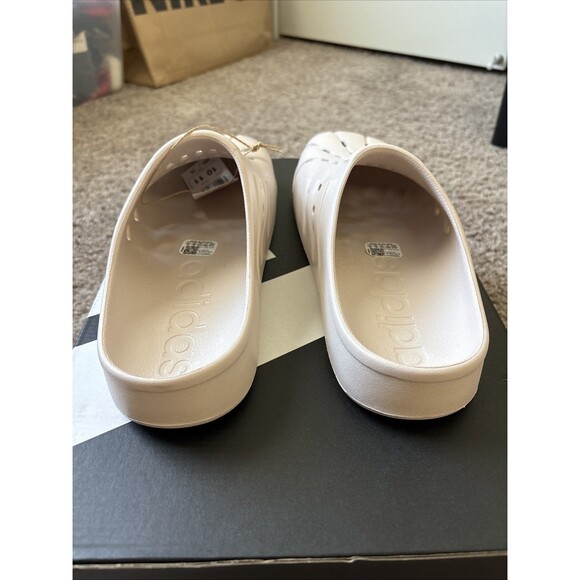 NWT Adidas Adilette Clogs JI2242 Unisex Slippers Sport Casual Gym Slide Size 10 main image 3